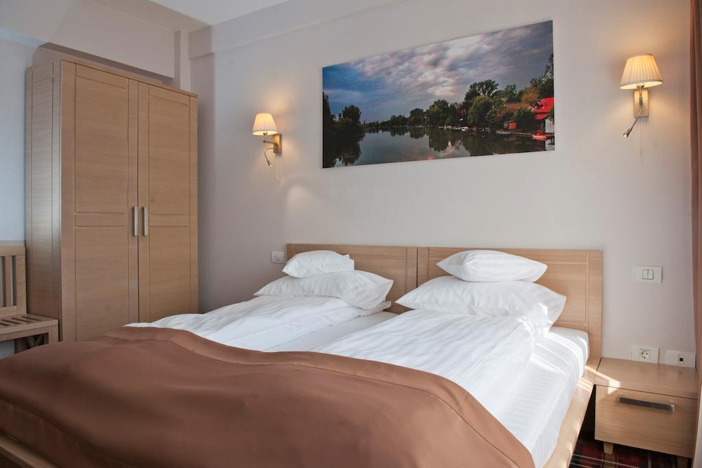Hotel Leon & Spa 아라드 객실 사진